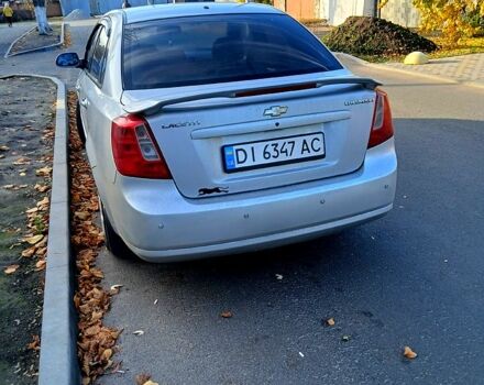 Серый Шевроле Лачетти, объемом двигателя 1.8 л и пробегом 248 тыс. км за 4000 $, фото 2 на Automoto.ua