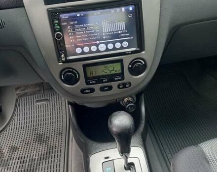 Сірий Шевроле Лачетті, об'ємом двигуна 1.8 л та пробігом 110 тис. км за 5000 $, фото 18 на Automoto.ua