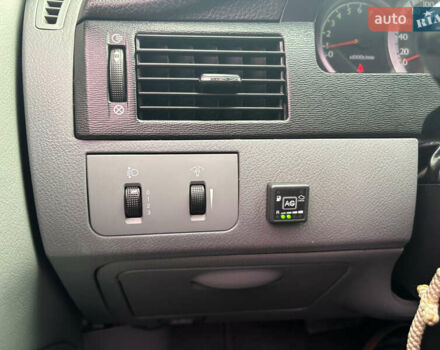 Серый Шевроле Лачетти, объемом двигателя 1.8 л и пробегом 224 тыс. км за 3999 $, фото 13 на Automoto.ua