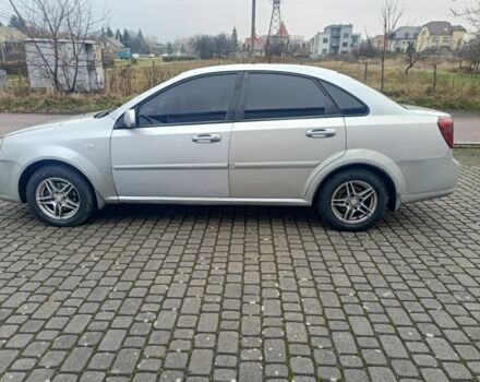 Серый Шевроле Лачетти, объемом двигателя 1.6 л и пробегом 322 тыс. км за 3300 $, фото 3 на Automoto.ua