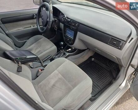 Сірий Шевроле Лачетті, об'ємом двигуна 1.8 л та пробігом 230 тис. км за 4500 $, фото 7 на Automoto.ua