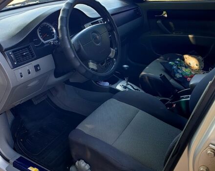 Серый Шевроле Лачетти, объемом двигателя 1.8 л и пробегом 146 тыс. км за 4000 $, фото 6 на Automoto.ua