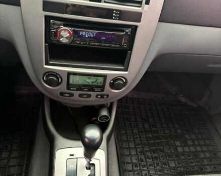 Серый Шевроле Лачетти, объемом двигателя 1.8 л и пробегом 224 тыс. км за 3999 $, фото 12 на Automoto.ua