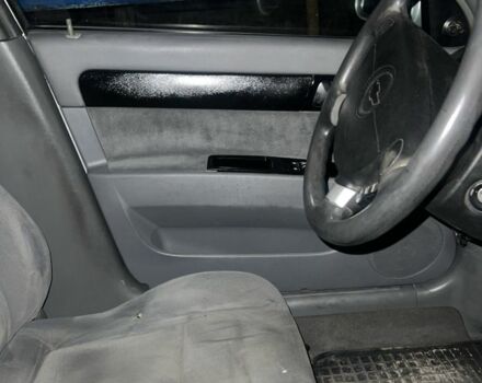 Серый Шевроле Лачетти, объемом двигателя 1.6 л и пробегом 197 тыс. км за 3200 $, фото 6 на Automoto.ua