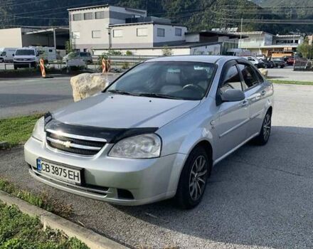Серый Шевроле Лачетти, объемом двигателя 1.8 л и пробегом 300 тыс. км за 4200 $, фото 2 на Automoto.ua