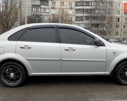 Сірий Шевроле Лачетті, об'ємом двигуна 1.6 л та пробігом 300 тис. км за 3700 $, фото 1 на Automoto.ua