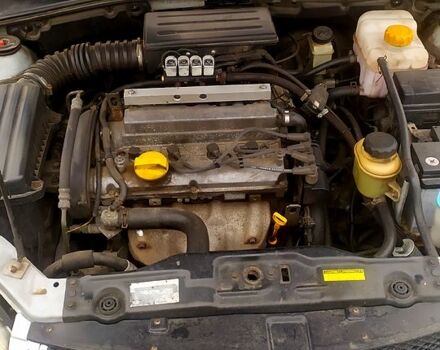 Сірий Шевроле Лачетті, об'ємом двигуна 1.8 л та пробігом 250 тис. км за 4000 $, фото 13 на Automoto.ua