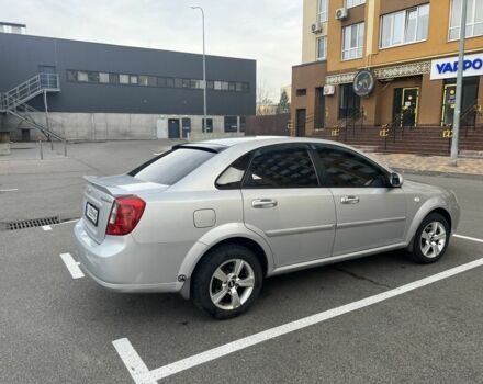 Сірий Шевроле Лачетті, об'ємом двигуна 1.8 л та пробігом 218 тис. км за 4900 $, фото 5 на Automoto.ua