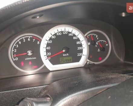 Сірий Шевроле Лачетті, об'ємом двигуна 1.8 л та пробігом 252 тис. км за 4500 $, фото 7 на Automoto.ua