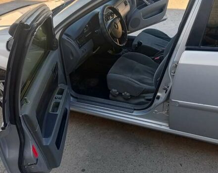 Серый Шевроле Лачетти, объемом двигателя 1.8 л и пробегом 193 тыс. км за 5400 $, фото 2 на Automoto.ua