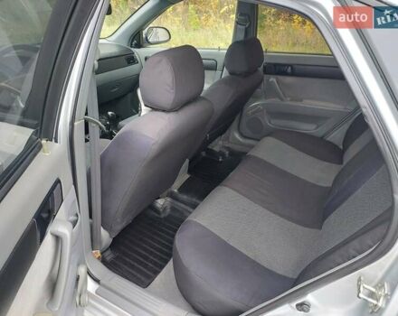 Серый Шевроле Лачетти, объемом двигателя 1.6 л и пробегом 210 тыс. км за 4900 $, фото 7 на Automoto.ua