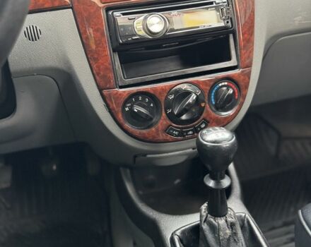 Сірий Шевроле Лачетті, об'ємом двигуна 1.6 л та пробігом 250 тис. км за 3850 $, фото 13 на Automoto.ua