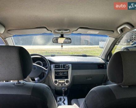 Серый Шевроле Лачетти, объемом двигателя 1.8 л и пробегом 109 тыс. км за 3900 $, фото 4 на Automoto.ua