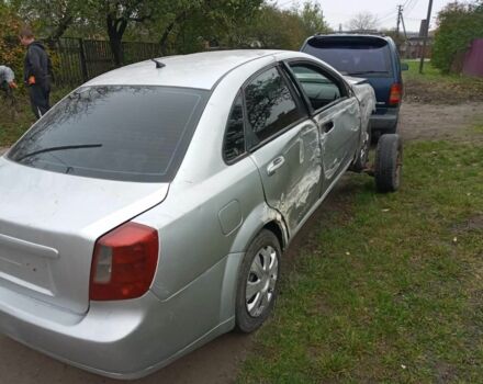 Серый Шевроле Лачетти, объемом двигателя 1.6 л и пробегом 300 тыс. км за 900 $, фото 1 на Automoto.ua