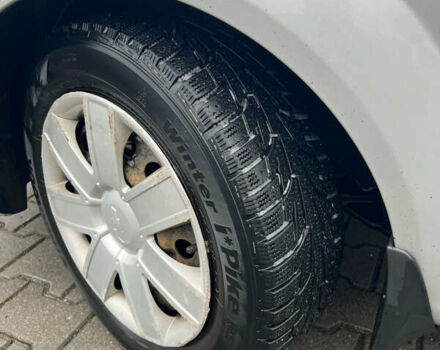 Серый Шевроле Лачетти, объемом двигателя 1.8 л и пробегом 250 тыс. км за 4600 $, фото 12 на Automoto.ua