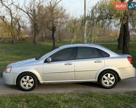 Серый Шевроле Лачетти, объемом двигателя 1.8 л и пробегом 290 тыс. км за 4500 $, фото 6 на Automoto.ua