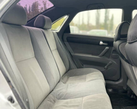 Серый Шевроле Лачетти, объемом двигателя 1.8 л и пробегом 290 тыс. км за 5499 $, фото 12 на Automoto.ua