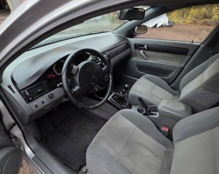 Сірий Шевроле Лачетті, об'ємом двигуна 1.8 л та пробігом 220 тис. км за 3900 $, фото 5 на Automoto.ua