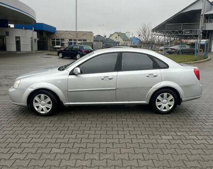 Серый Шевроле Лачетти, объемом двигателя 1.8 л и пробегом 250 тыс. км за 4600 $, фото 2 на Automoto.ua