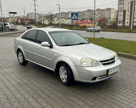 Серый Шевроле Лачетти, объемом двигателя 1.8 л и пробегом 250 тыс. км за 4600 $, фото 6 на Automoto.ua