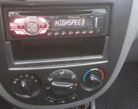 Серый Шевроле Лачетти, объемом двигателя 1.6 л и пробегом 210 тыс. км за 5200 $, фото 13 на Automoto.ua