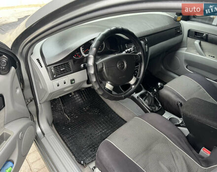 Серый Шевроле Лачетти, объемом двигателя 1.6 л и пробегом 252 тыс. км за 4500 $, фото 16 на Automoto.ua