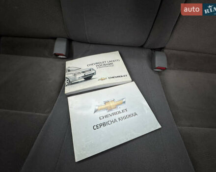 Серый Шевроле Лачетти, объемом двигателя 1.8 л и пробегом 166 тыс. км за 6200 $, фото 13 на Automoto.ua