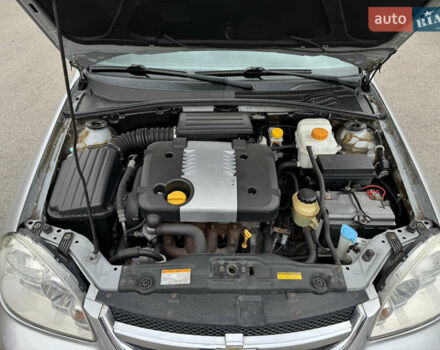 Серый Шевроле Лачетти, объемом двигателя 1.8 л и пробегом 166 тыс. км за 6200 $, фото 11 на Automoto.ua