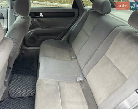 Серый Шевроле Лачетти, объемом двигателя 1.8 л и пробегом 166 тыс. км за 6200 $, фото 8 на Automoto.ua