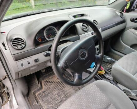 Серый Шевроле Лачетти, объемом двигателя 1.8 л и пробегом 250 тыс. км за 3100 $, фото 6 на Automoto.ua