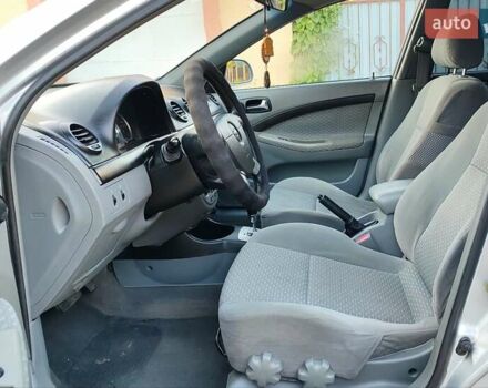 Серый Шевроле Лачетти, объемом двигателя 1.8 л и пробегом 280 тыс. км за 4750 $, фото 9 на Automoto.ua