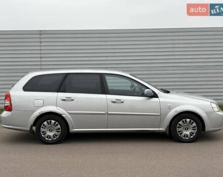 Серый Шевроле Лачетти, объемом двигателя 1.8 л и пробегом 180 тыс. км за 3800 $, фото 11 на Automoto.ua