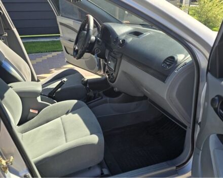 Серый Шевроле Лачетти, объемом двигателя 1.8 л и пробегом 167 тыс. км за 4000 $, фото 18 на Automoto.ua