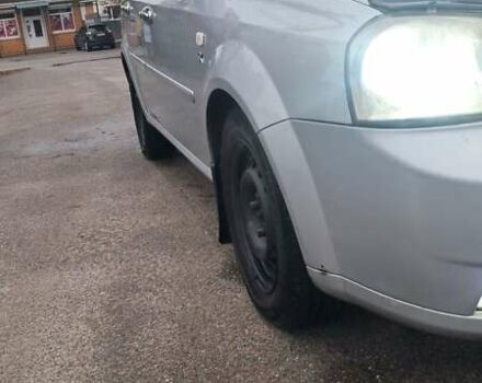 Серый Шевроле Лачетти, объемом двигателя 1.79 л и пробегом 250 тыс. км за 4100 $, фото 2 на Automoto.ua