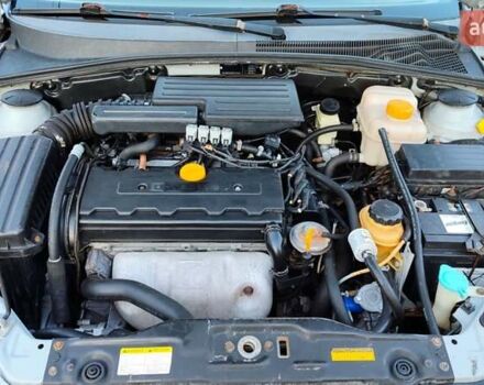 Серый Шевроле Лачетти, объемом двигателя 1.8 л и пробегом 280 тыс. км за 4750 $, фото 15 на Automoto.ua