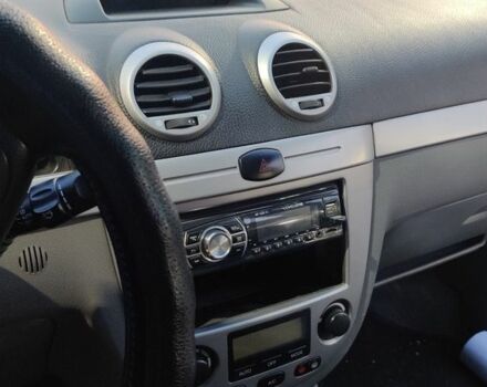 Серый Шевроле Лачетти, объемом двигателя 1.8 л и пробегом 190 тыс. км за 4500 $, фото 5 на Automoto.ua