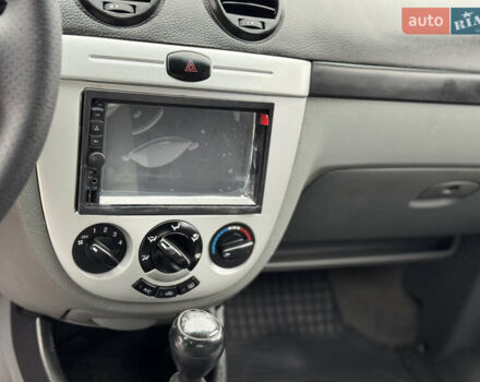 Сірий Шевроле Лачетті, об'ємом двигуна 1.6 л та пробігом 211 тис. км за 4500 $, фото 7 на Automoto.ua