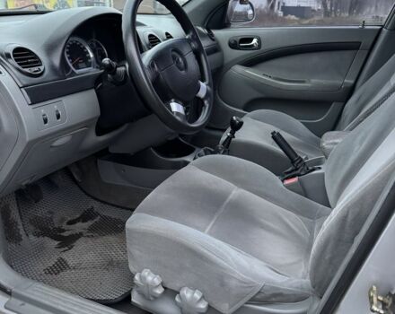 Серый Шевроле Лачетти, объемом двигателя 1.8 л и пробегом 250 тыс. км за 3400 $, фото 10 на Automoto.ua