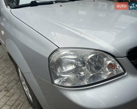 Серый Шевроле Лачетти, объемом двигателя 1.6 л и пробегом 320 тыс. км за 4800 $, фото 9 на Automoto.ua