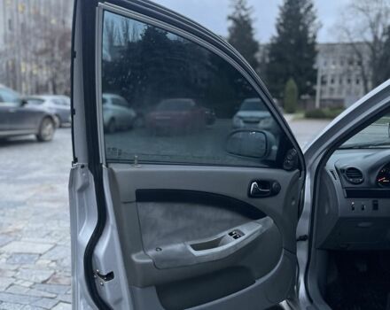 Сірий Шевроле Лачетті, об'ємом двигуна 1.8 л та пробігом 300 тис. км за 3499 $, фото 10 на Automoto.ua
