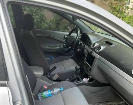 Сірий Шевроле Лачетті, об'ємом двигуна 1.8 л та пробігом 230 тис. км за 4000 $, фото 2 на Automoto.ua