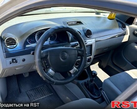 Серый Шевроле Лачетти, объемом двигателя 1.6 л и пробегом 250 тыс. км за 3950 $, фото 10 на Automoto.ua