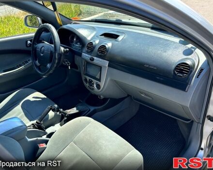 Серый Шевроле Лачетти, объемом двигателя 1.6 л и пробегом 250 тыс. км за 3950 $, фото 9 на Automoto.ua