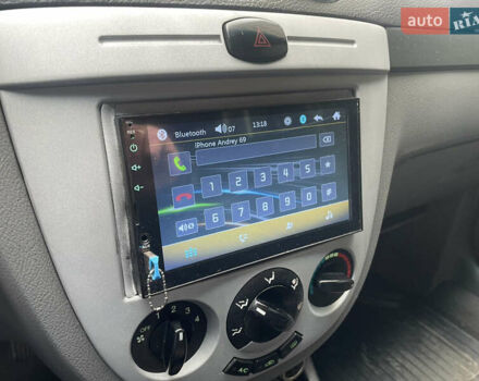 Серый Шевроле Лачетти, объемом двигателя 1.6 л и пробегом 320 тыс. км за 4800 $, фото 4 на Automoto.ua