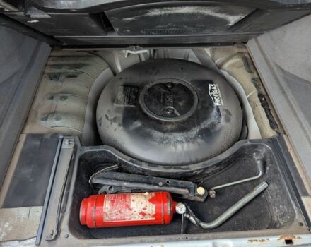 Серый Шевроле Лачетти, объемом двигателя 1.8 л и пробегом 357 тыс. км за 3500 $, фото 10 на Automoto.ua