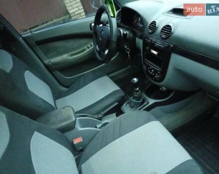 Серый Шевроле Лачетти, объемом двигателя 1.8 л и пробегом 256 тыс. км за 3000 $, фото 5 на Automoto.ua