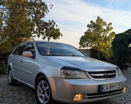 Серый Шевроле Лачетти, объемом двигателя 1.8 л и пробегом 357 тыс. км за 3500 $, фото 2 на Automoto.ua