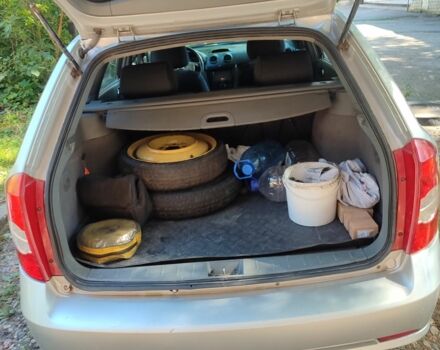 Серый Шевроле Лачетти, объемом двигателя 1.8 л и пробегом 260 тыс. км за 3800 $, фото 5 на Automoto.ua