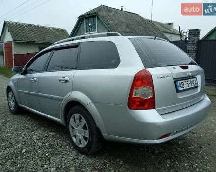 Серый Шевроле Лачетти, объемом двигателя 1.8 л и пробегом 256 тыс. км за 3000 $, фото 3 на Automoto.ua