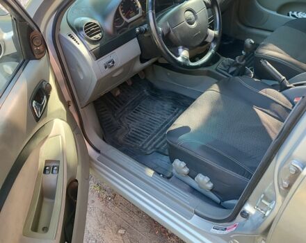Серый Шевроле Лачетти, объемом двигателя 1.8 л и пробегом 260 тыс. км за 3800 $, фото 6 на Automoto.ua